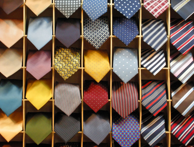 ネクタイはサイズが重要！選び方や結び方のポイントを紹介の画像