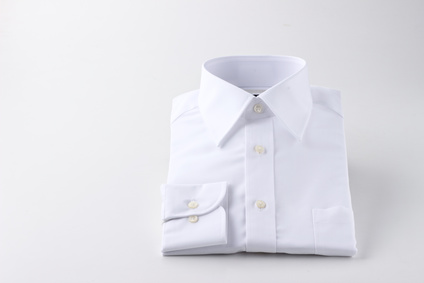 ビジネスの王道！白いワイシャツの選び方と着こなし方は？