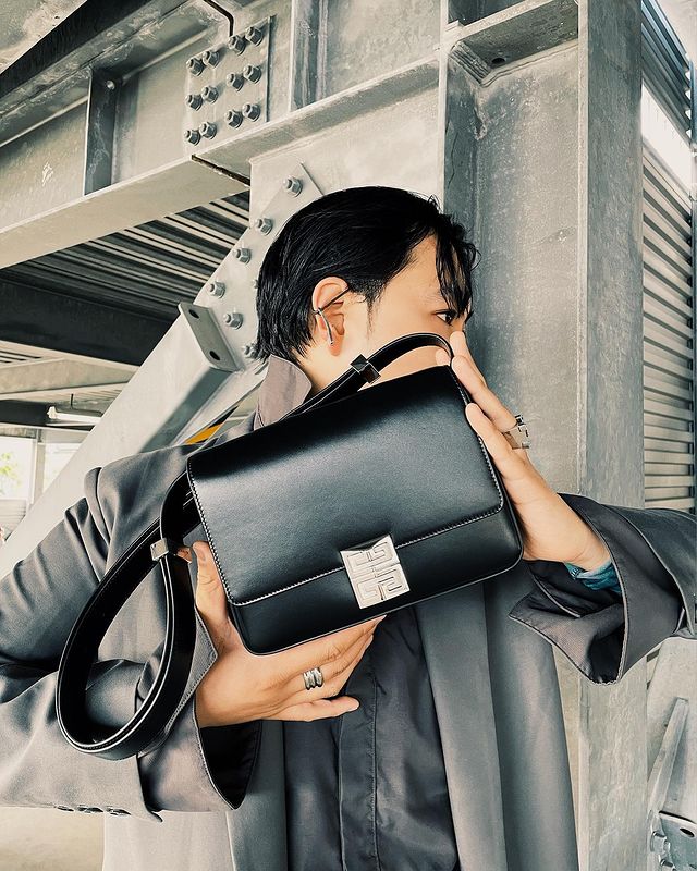 できる男は鞄の中までおしゃれ 参考にしたいメンズ版 What S In My Bag