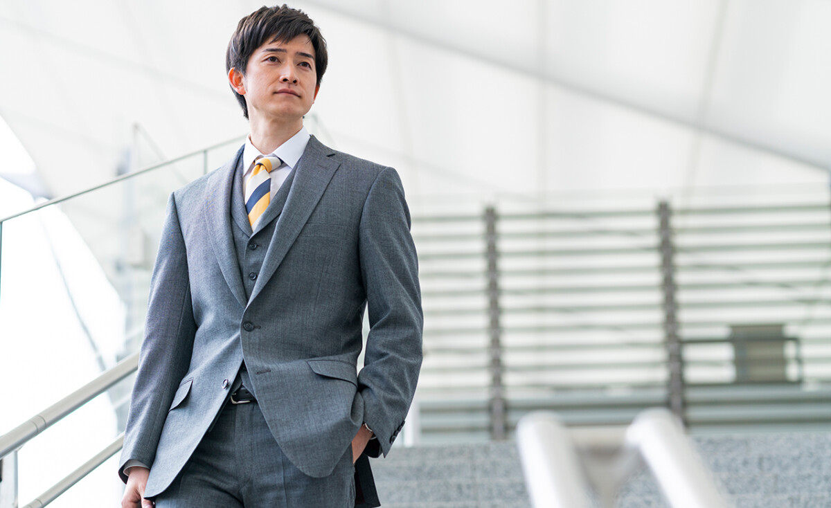 体型の悩みはカバーしよう 肩幅が広めな方がスーツの選ぶ時のコツ オーダースーツsada Knowledge