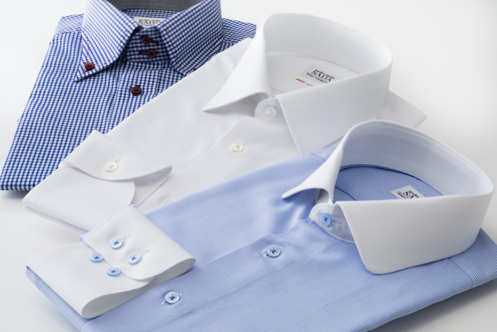 スーツ シャツ 白シャツでスーツとネクタイの色効果が倍増 ビジネスに役立つ白シャツの使い方 オーダースーツsada Knowledge