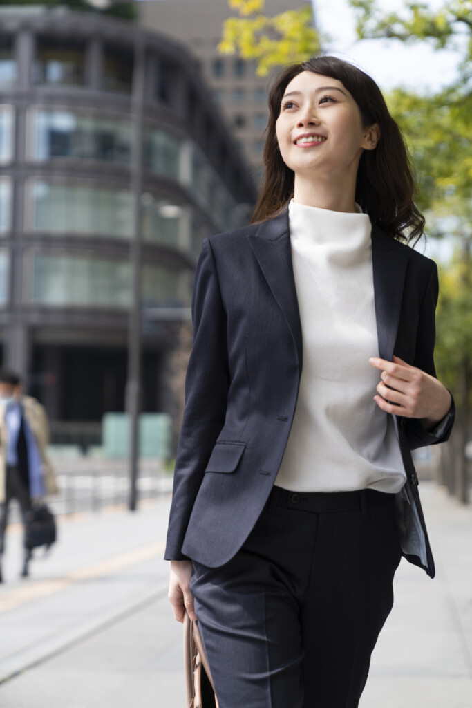 正規認証品!新規格 女子スーツ 上下セット