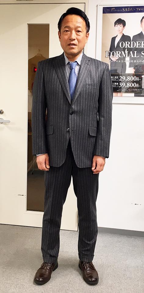 マザーズに上場しているメディアフラッグを率いる福井康夫社長が、SADAでお仕立てしたオーダースーツ姿のお写真を下さいました!