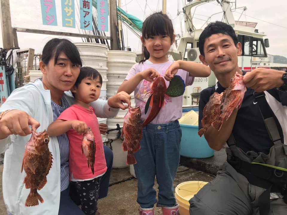 先週末、雨の合間を縫って、家族で釣りに行かせて頂きました!