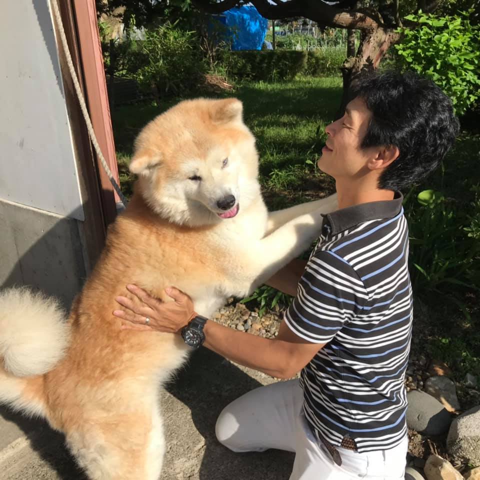 先週末、ご先祖様と、愛犬みぃちゃんら佐田家で飼った3頭の秋田犬のお墓参りに行って参りました!