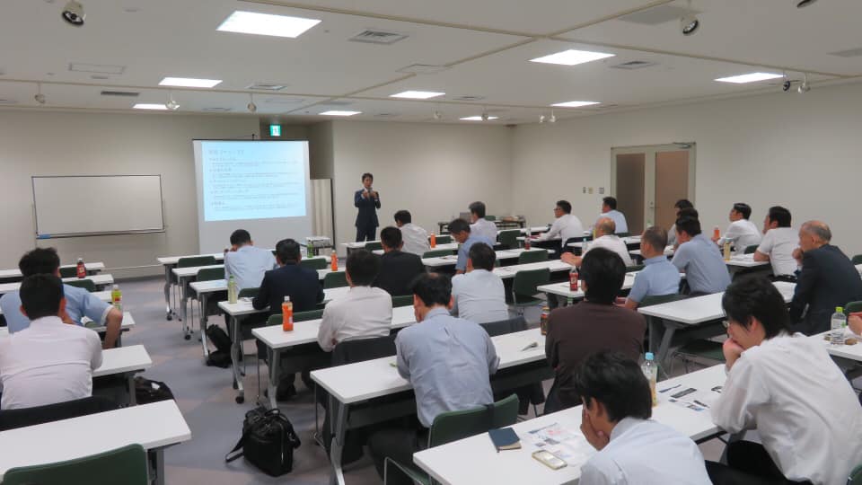お盆前になりますが、富山県印刷工業組合の勉強会にて、講演をさせて頂きました!