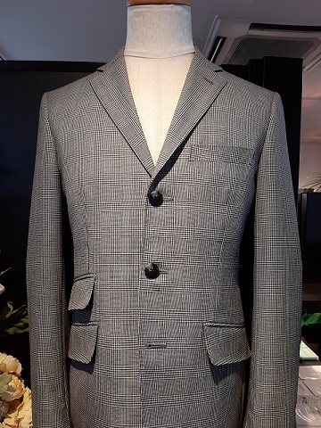 続 三つボタン 店舗ブログ オーダースーツsada フルオーダーで19 800円 税込21 780円