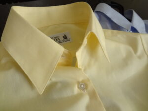 レディースyシャツ 店舗ブログ オーダースーツsada フルオーダーで19 800円 税込21 780円
