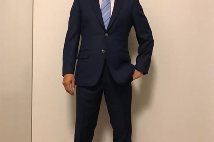 【東証マザーズ上場】CRGホールディングス株式会社の古澤孝 社長に、SADAでお仕立てさせて頂いたオーダースーツ姿のお写真を頂きました！