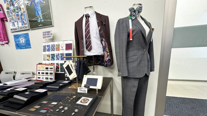 ケーヨーデイツー泉市名坂店内2階。あなただけの1着を。の写真
