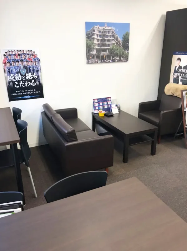 九州最大の繁華街、天神。圧倒的なコストパフォーマンスで、オーダースーツ市場を牽引します。の写真