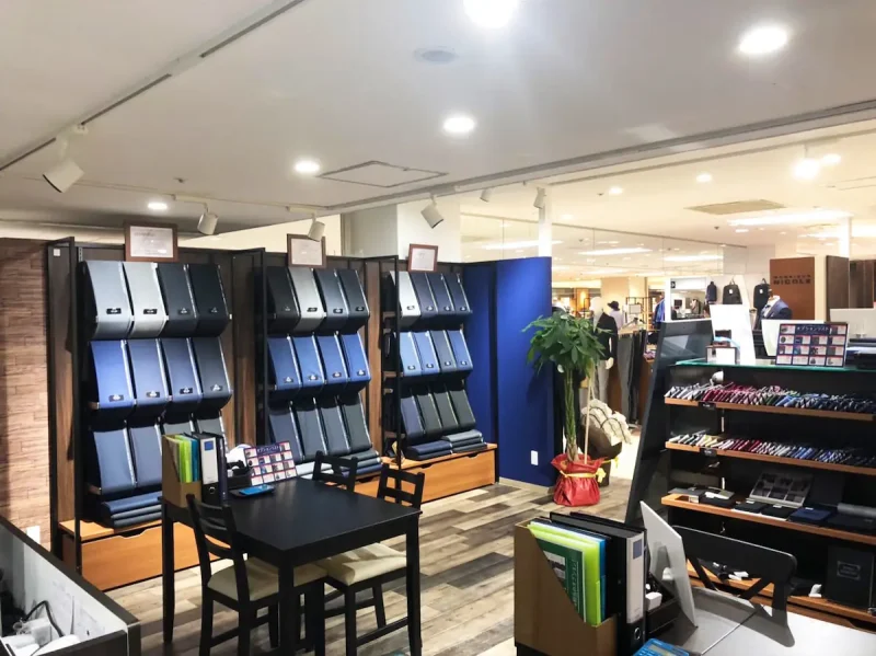 東京都墨田区。本格フルオーダーにふさわしい幅広い対応力で、リピーター多数。スーツのことならお任せください。の写真