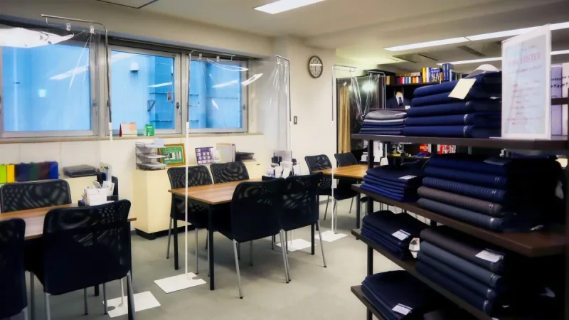 愛知県名古屋市。名古屋駅から徒歩5分。名古屋グランパスを応援するオフィシャル店舗。リピーターも多数。の写真