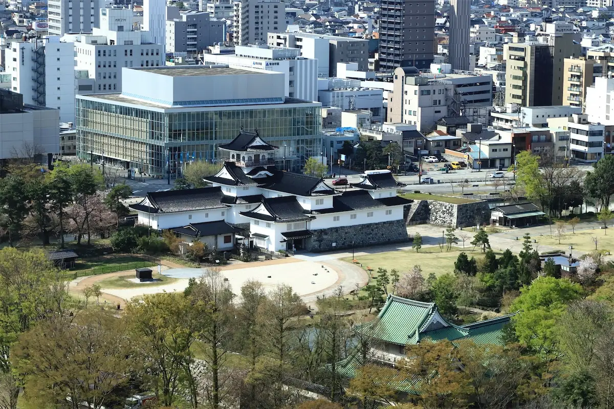 富山店のカバー画像