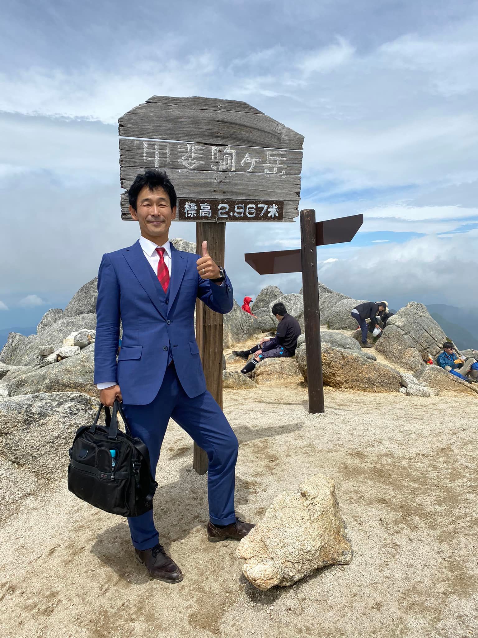SADAのオーダースーツで、南アルプスの貴公子、日本100名山選定者の深田久弥氏をして「最も綺麗な山」と評させた、甲斐駒ヶ岳の登頂に成功！