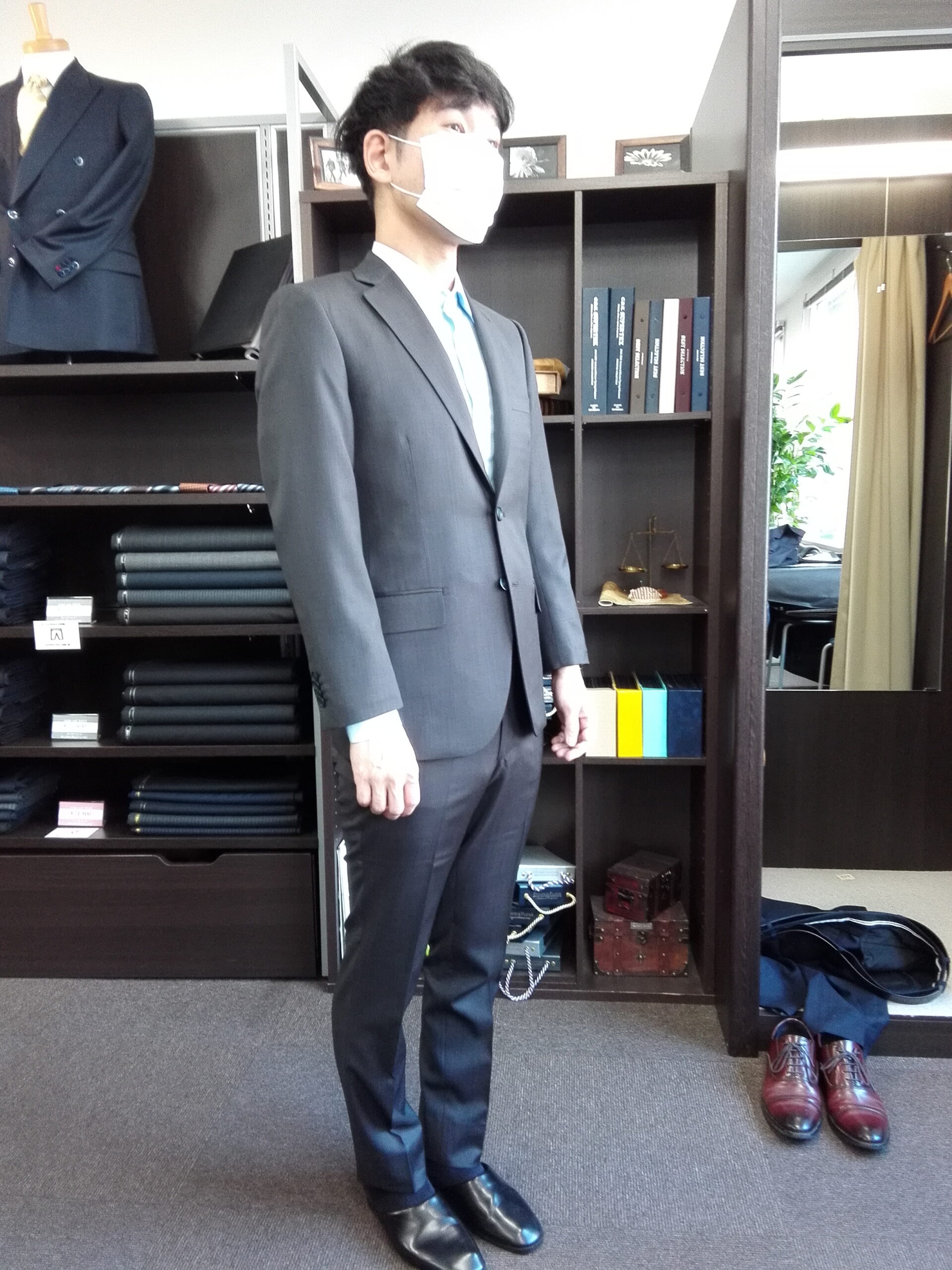 茶色チェックで仕立てた高級オーダースーツ-福岡天神店スーツ 