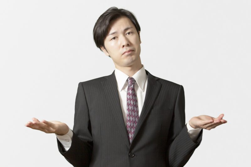 周りと差を付けよう!使えて着まわせる「レディーススーツ」をご紹介。のアイキャッチ画像