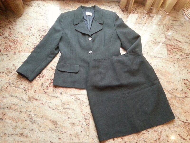おすすめのゴルフジャケットのコーデを紹介!ゴルフ場のドレスコードにぴったりな服装とはのアイキャッチ画像