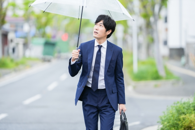 スーツジャケットの着こなし- 正しいボタンの留め方 -のアイキャッチ画像