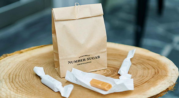 今秋試したい!”癒し系”を狙うなら「グリーンカラー」を取り入れて。オススメビジネスコーデをご紹介。のアイキャッチ画像