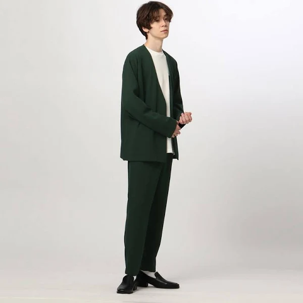 男性にも人気!大容量でビジネスシーンで使える「トートバッグ」をご紹介。のアイキャッチ画像