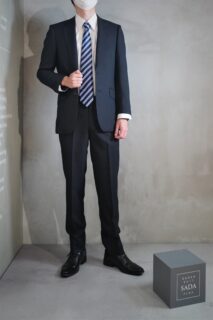 王道ビジネススーツの画像