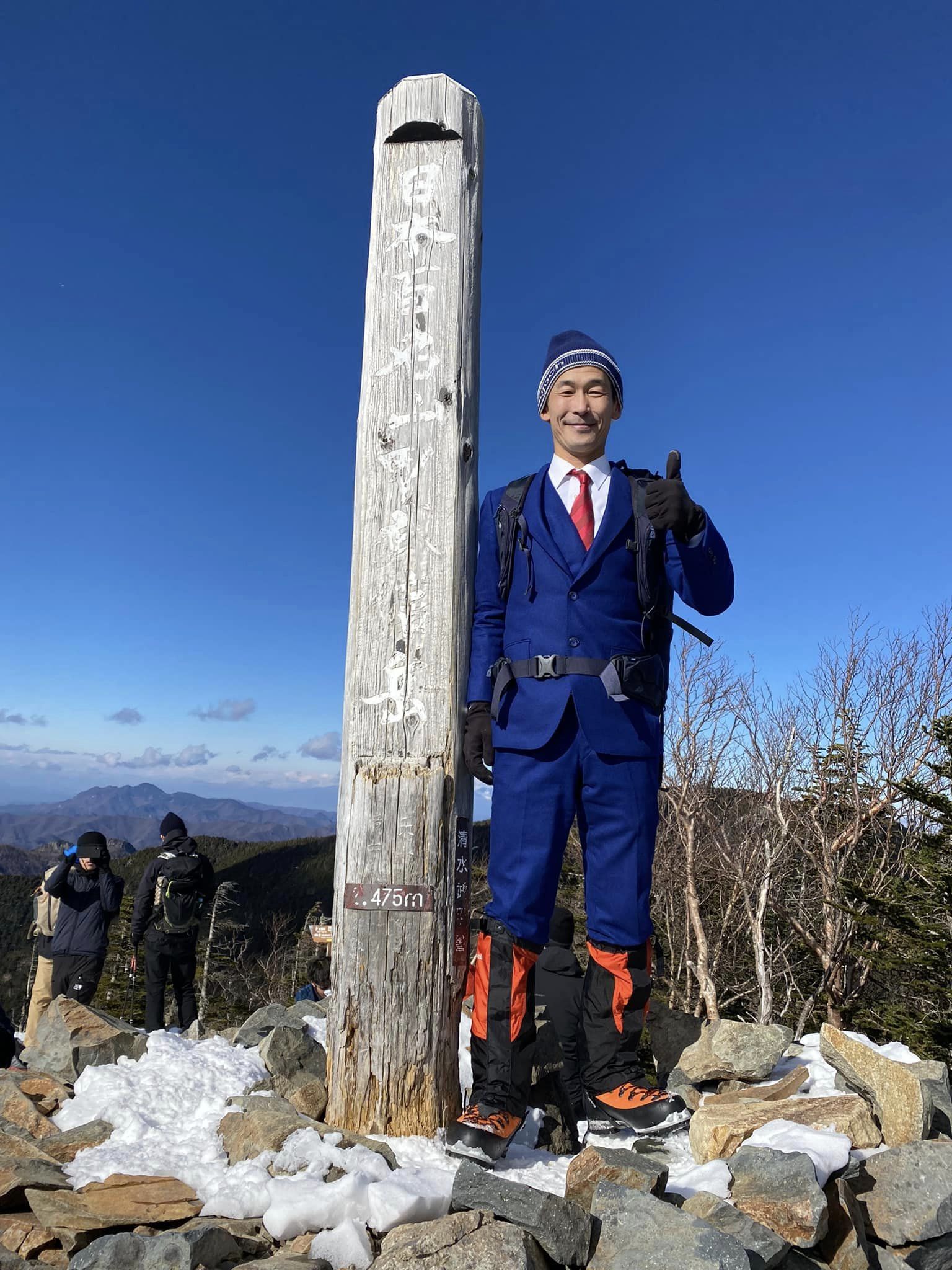 SADAのオーダースーツで、厳冬期の甲武信ヶ岳登頂に成功！