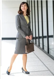 レディーススーツもご注文出来ます！の画像