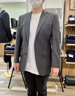 グレーチェック×チェンジPで上品に！英国風お洒落スーツの画像
