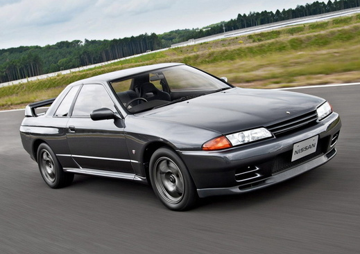 画像に alt 属性が指定されていません。ファイル名: r32-gtr.png